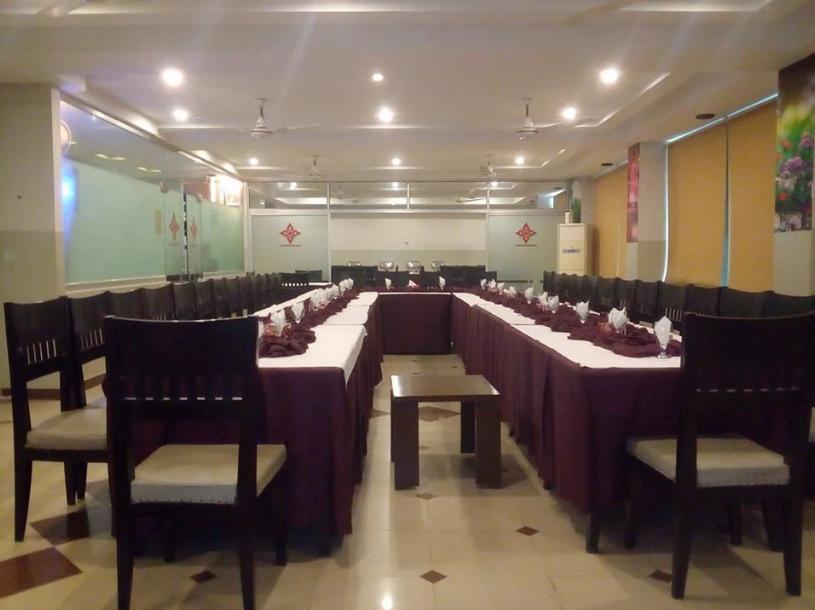 Hotel Multan Continental Bagian luar foto